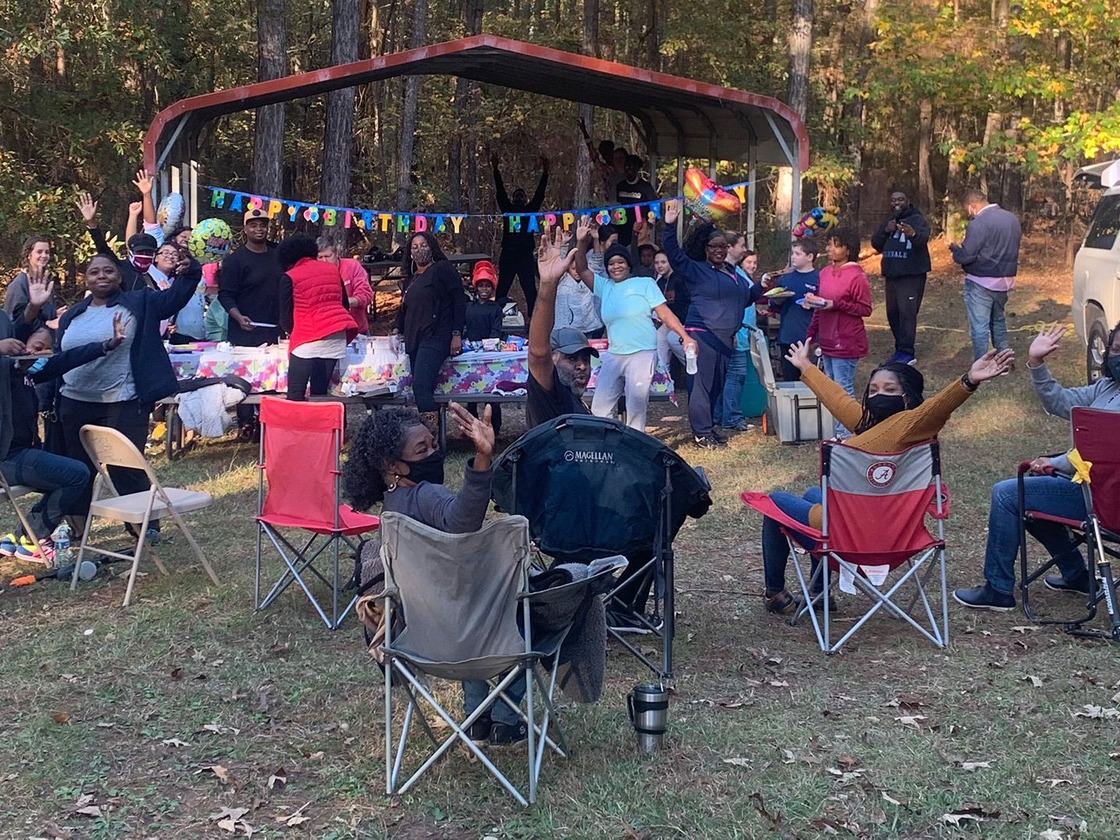 A full pavilion of players between games at Alabama Paintball Quest